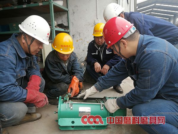 明珠電冶開展內(nèi)部起重工特種設(shè)備知識(shí)培訓(xùn)