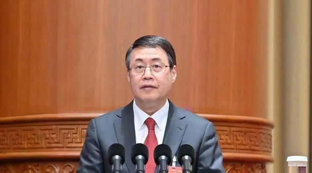 如何應(yīng)對(duì)外貿(mào)面臨的挑戰(zhàn)？海關(guān)總署原副署長(zhǎng)權(quán)威解答